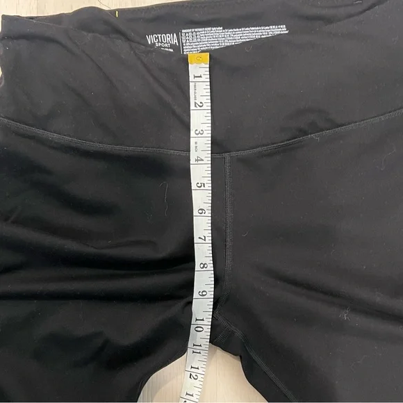 Victoria’s Sport Knockout Leggings XL Black with gold/black mesh diamond panels - Picture 6 of 10